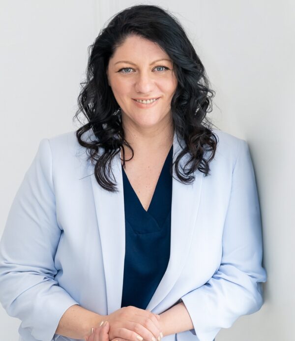 cine este ramona pascu